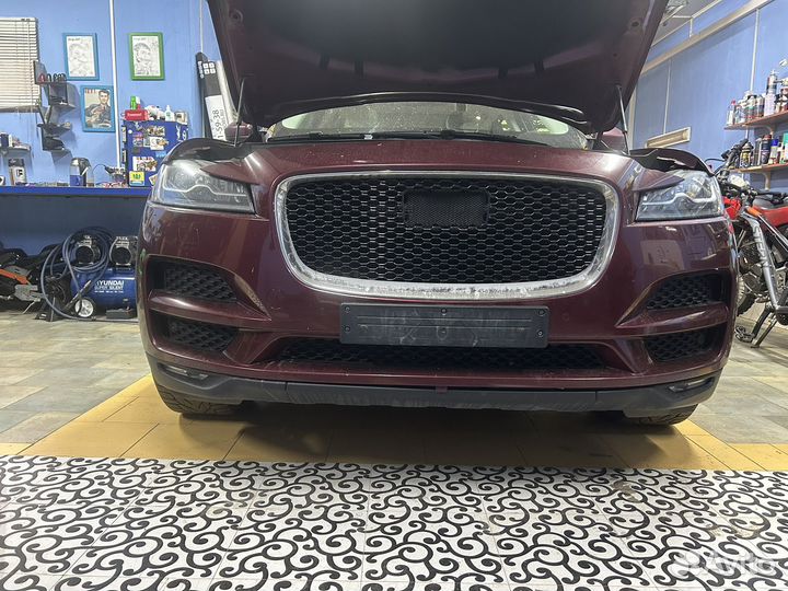 Передний бампер jaguar f-pace