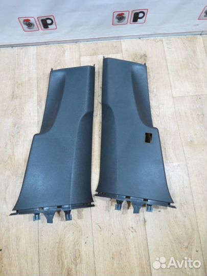 Обшивка средней стойки Volkswagen Passat B6