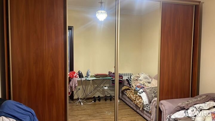 Шкаф купе с зеркалом
