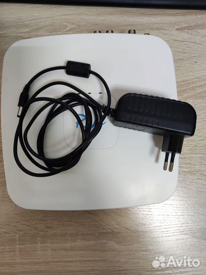 Цифровой видеорегистратор RVI-R04LA white