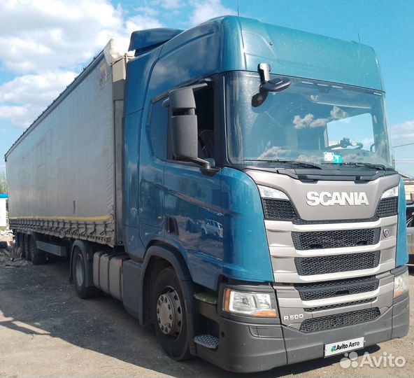 Scania R500 с полуприцепом, 2022