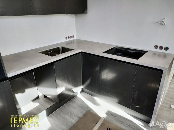 Столешница из искусственного камня м2