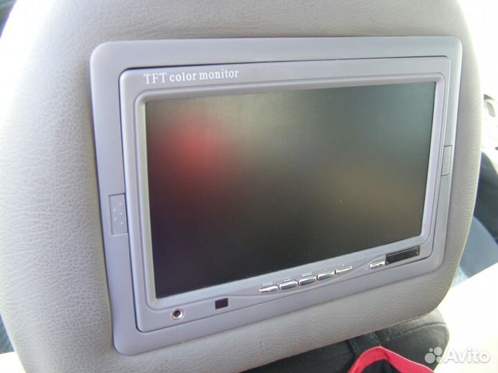 ЖК мониторы в подголовник