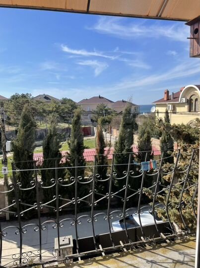 Комната 20 м² в 4-к., 2/2 эт.