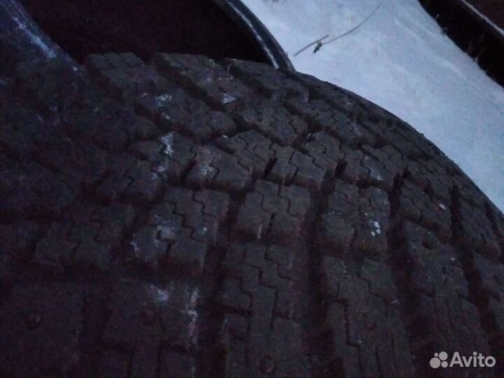 Nokian Tyres Hakkapeliitta 1 275/60 R17