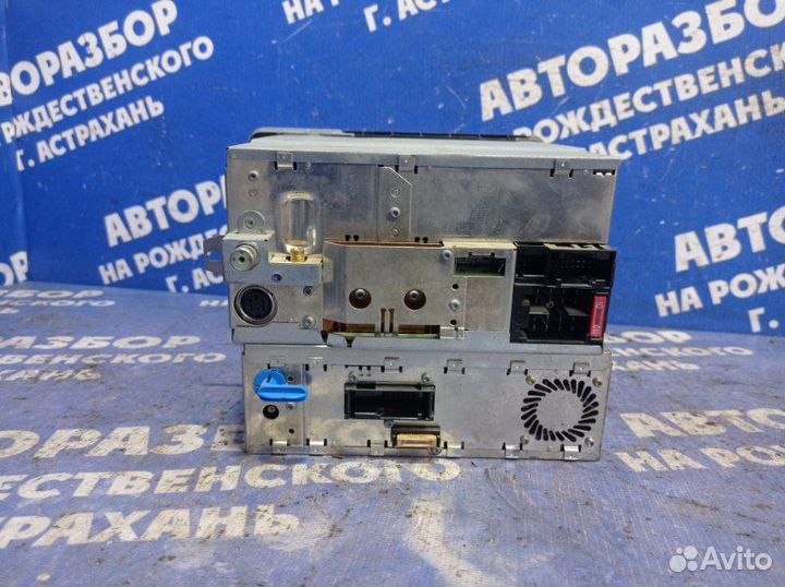 Штатная магнитола Mercedes-Benz W220 седан