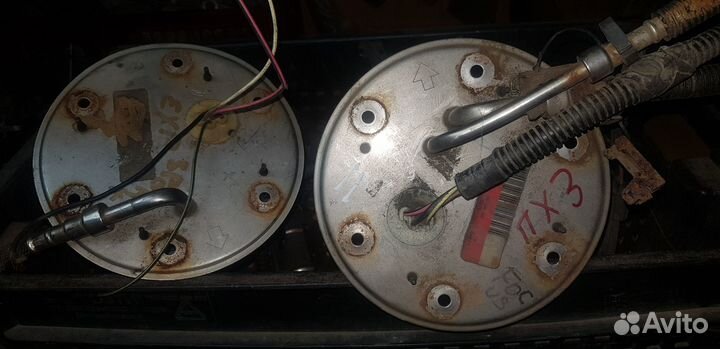 Кулаки поворотные передние Ford Explorer 2