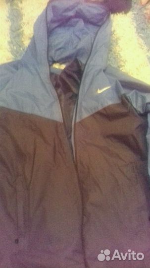 Спортивная ветровка nike