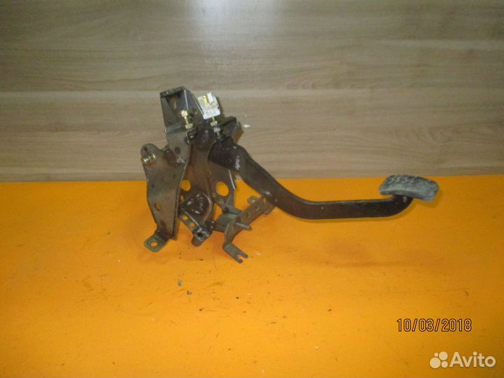 Педаль тормоза Kia RIO 2000-2005 Киа Рио