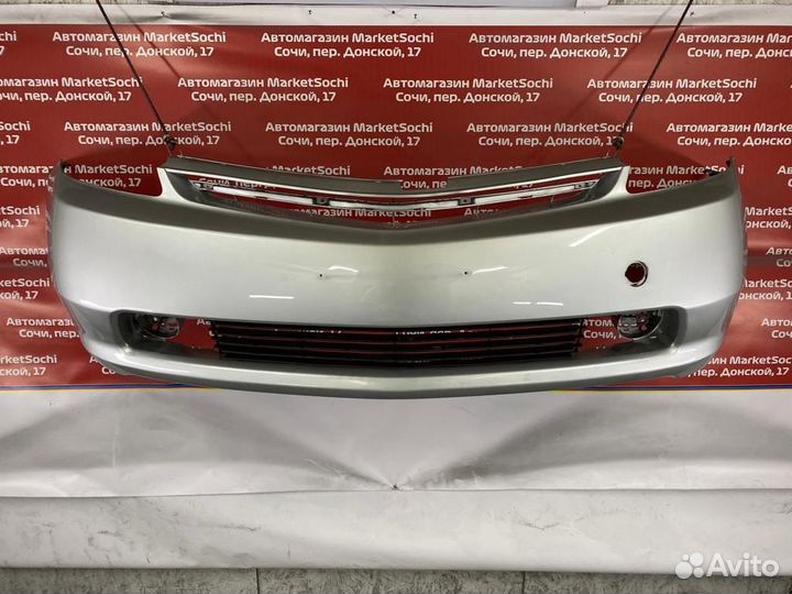 Бампер Prius 20 передний