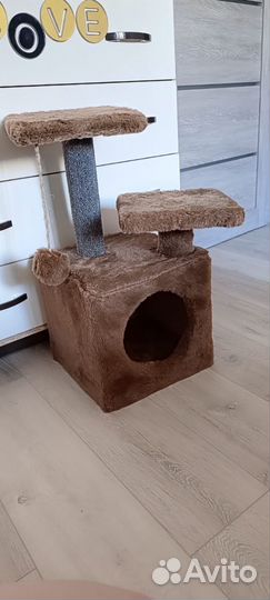 Домик для кошки с когтеточкой