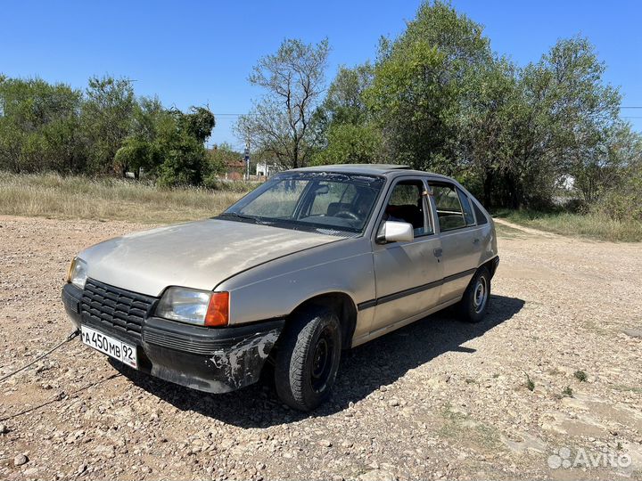 Продам опель кадет на запчасти