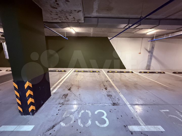 Машиноместо, 14 м²