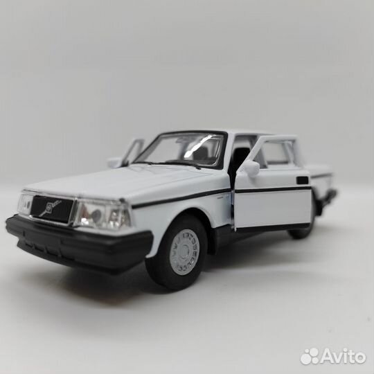 Детская машина Volvo авто модель