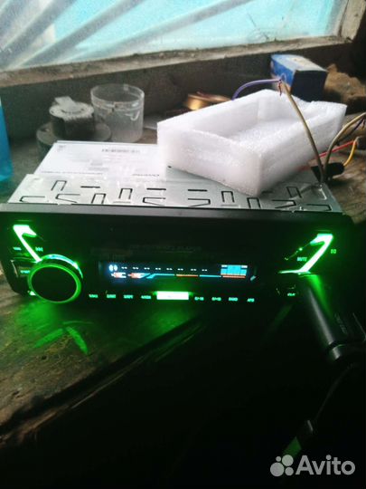 Автомагнитола USB, AUX