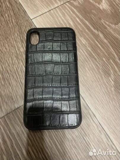 Чехлы на телефон