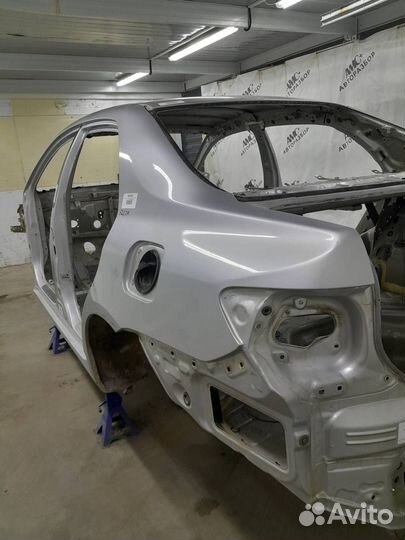 Крыло заднее левое Toyota Corolla