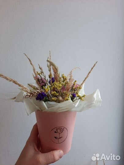 Цветочная композиция на стол