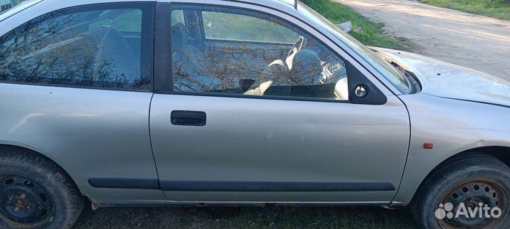 Стёкла Ровер 200