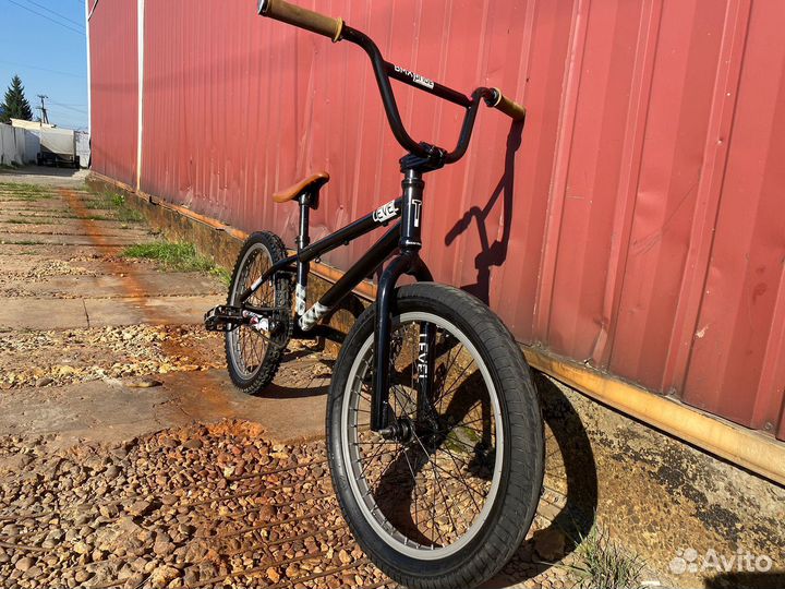 Велосипед BMX