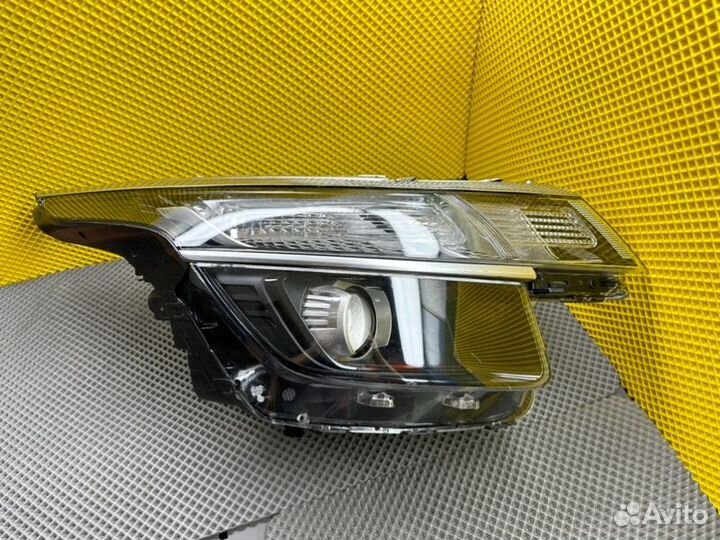 Фара правая Kia Seltos SP2 1.6 G4FJ 2021