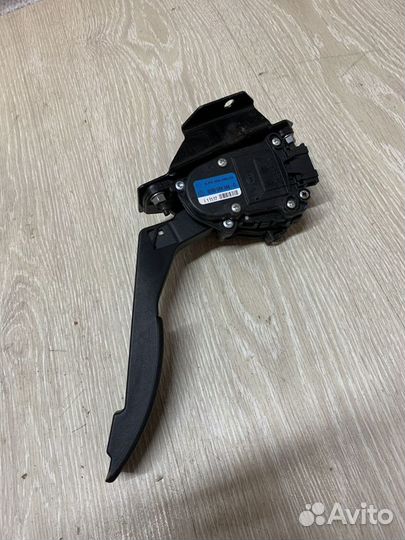 Педаль газа Nissan almera G15