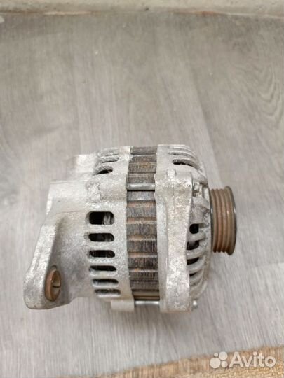 Генератор Mazda Demio