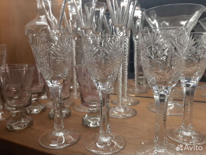 Хрустальные рюмки