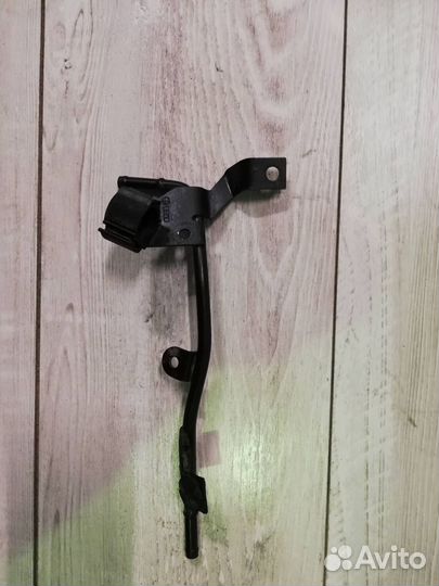 VAG трубка охлаждающей жидкости металл VW Passat