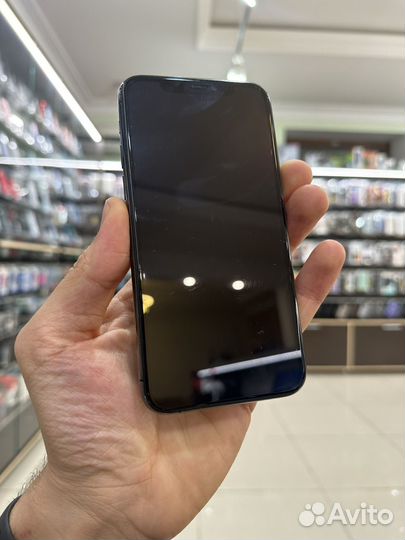 iPhone 11 Pro, 64 ГБ