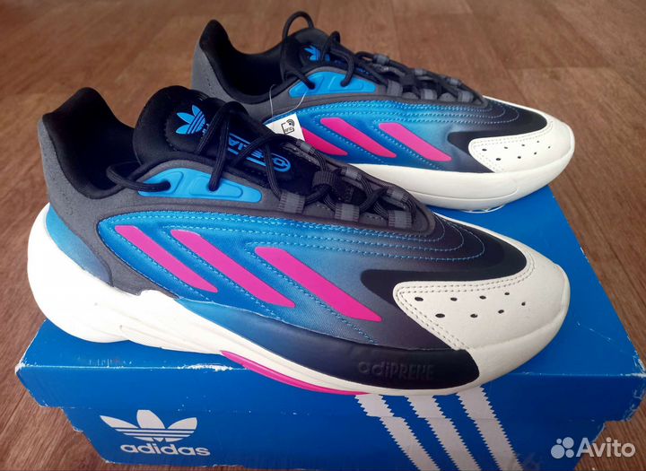 Кроссовки adidas Ozelia