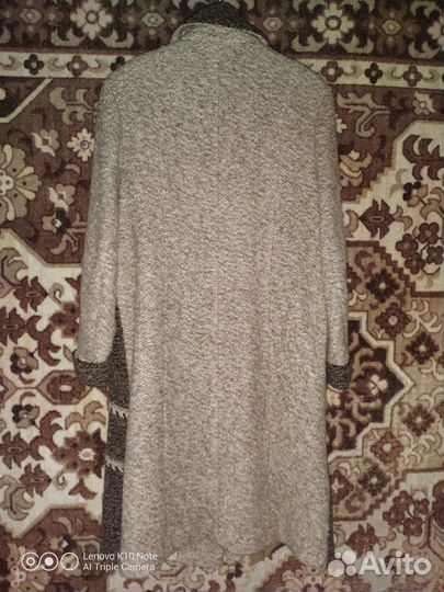 Стильное женское пальто из шерсти