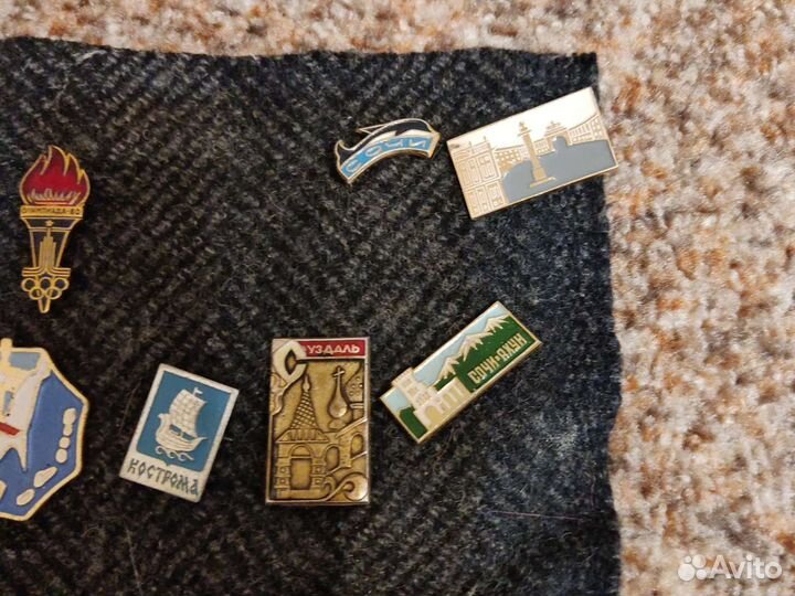 Значки советские