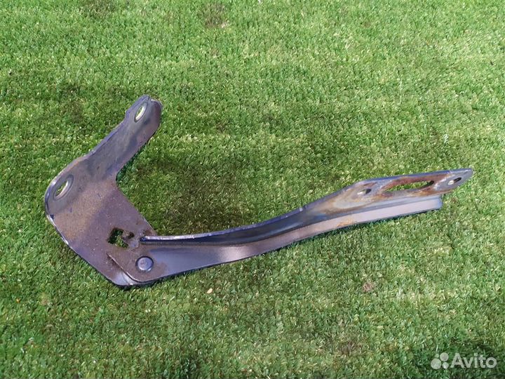 Петля капота правая Honda Accord 8 (CU) 2009