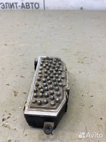 Резистор печки Vw Touran 1.6 2009