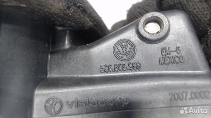 Лючок бензобака Volkswagen Jetta 6, 2015