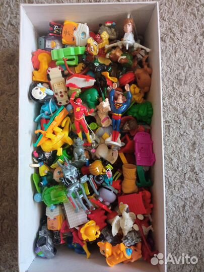 Игрушки из киндера