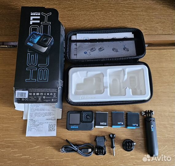GoPro Hero 11 с аксессуарами
