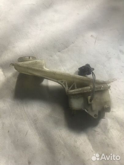 Бачок для тормозной жидкости Mazda Premacy CP8 FP