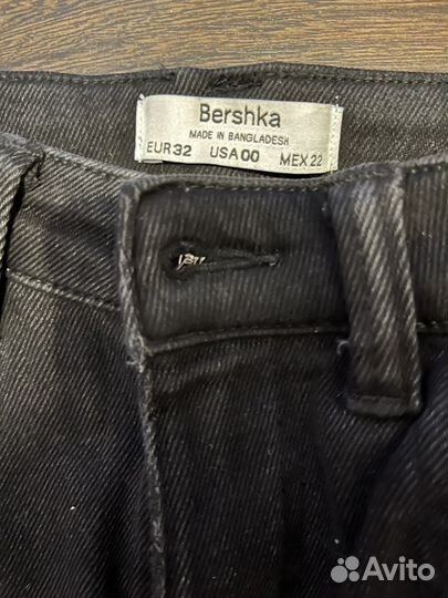 Джинсы bershka