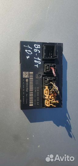 Блок комфорта 3C0959433AR VW Passat B6 B7 CC