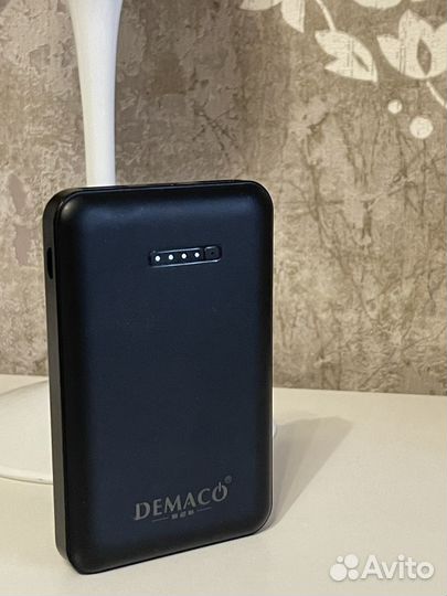 Внешний аккумулятор с беспроводной зарядкой