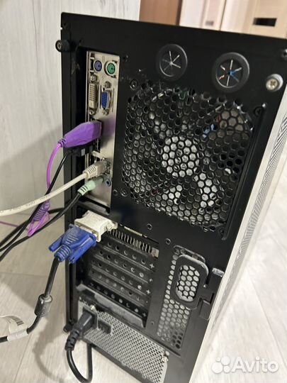 Стационарный компьютер