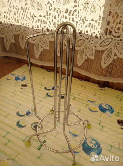 Стойка для бумажного полотенца