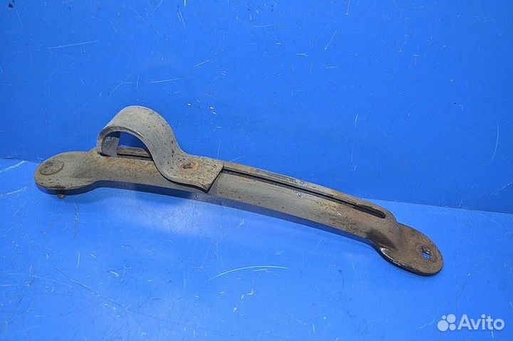 Зажим крыла, ведущий мост volvo FH (01.12)