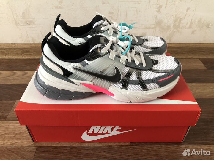Кроссовки Nike V2K Run Оригинал