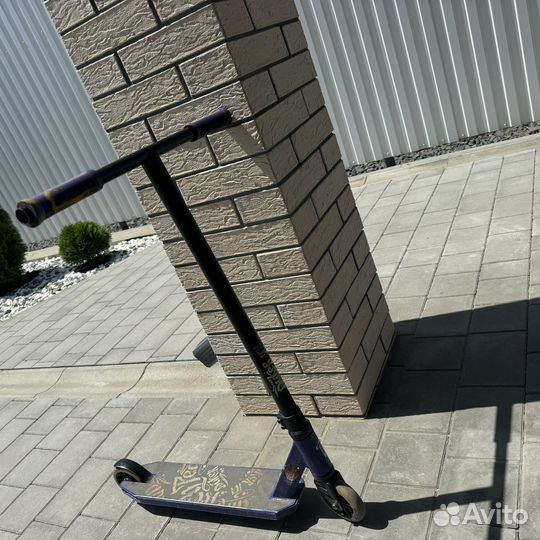 Самокат трюковой tech team