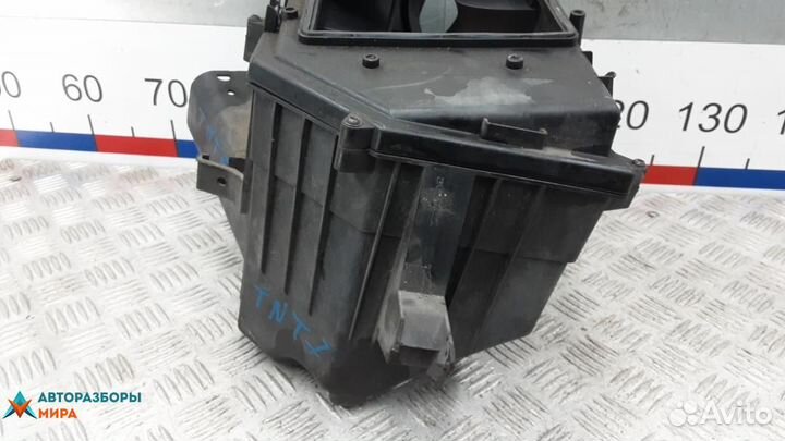 Корпус воздушного фильтра Volvo XC90 2005