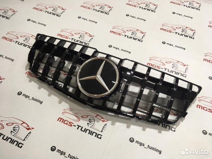 Решетка GLK 08-12 GT Black Дистроник + AMG