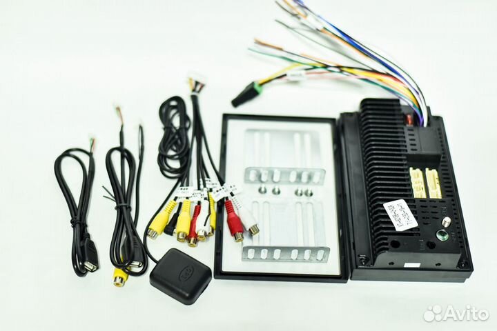 Универсальная магнитола 2/32 Android